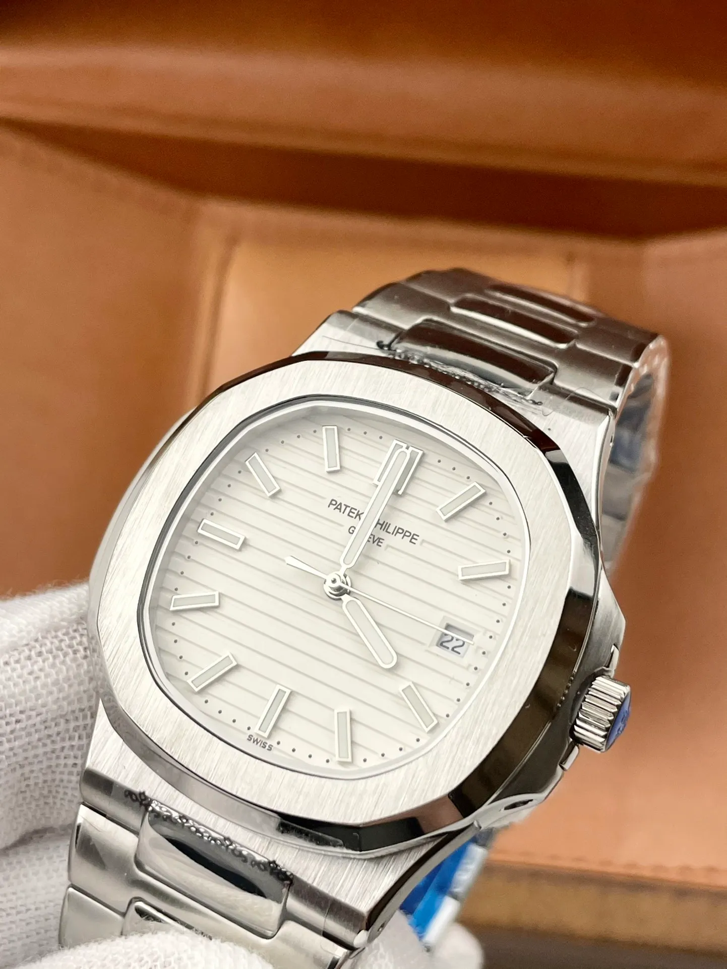 【High-end replica】💰1240! Patek Philippe Nautilus Series ♠Material: 316 stainless steel ♠Lens: sapphire glass ♠Movement: top fully automatic imported Citizen 8215 machinery ♠Size: 42mm diameter 2021 "Men's Preferred Model" Exquisite text three-dimensional sense - Nautilus [Exclusive real photo] Top-level creation, exquisite quality, excellent temperament Type: boutique men's watch (top-level) exquisite quality! !